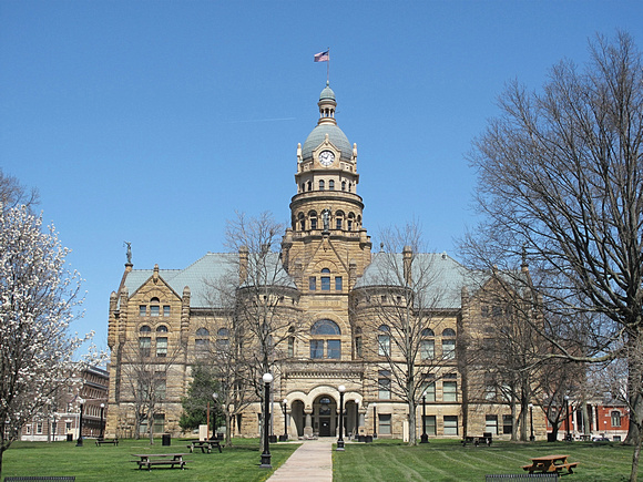 Trumbull County Courthouse: April 15