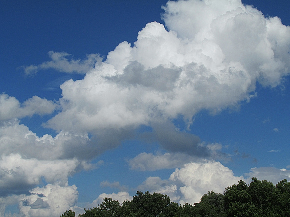 Crazy Clouds: Aug. 21