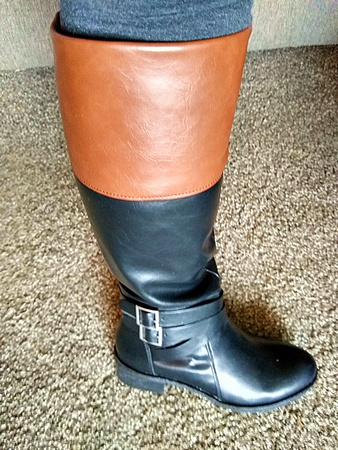 Do These Boots Make My Leg Look Big?: Jan. 3